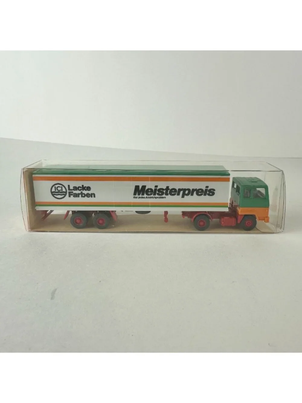 Wiking Ford Transcontinental Model Truck 